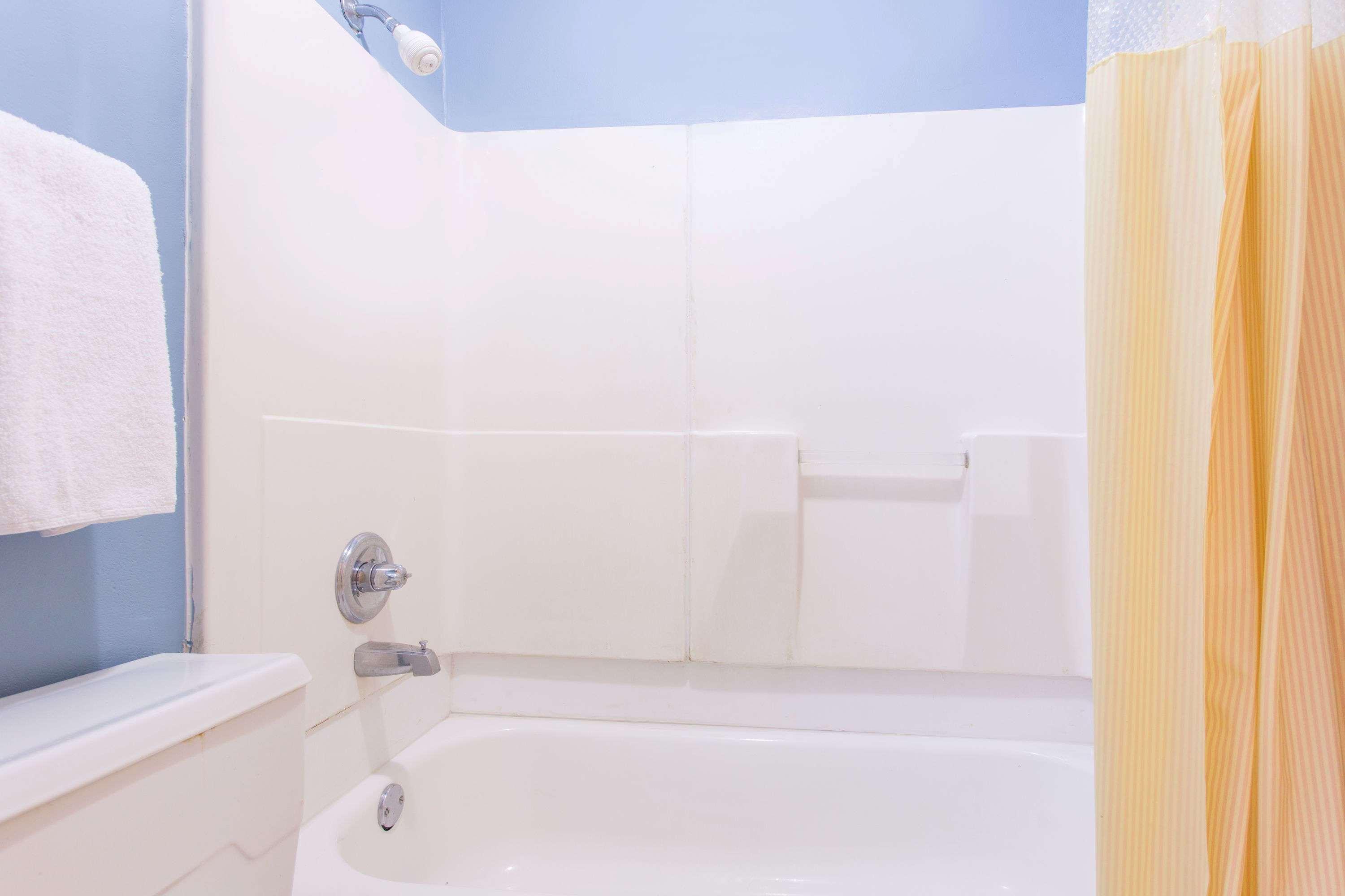 Days Inn Олбани Экстерьер фото